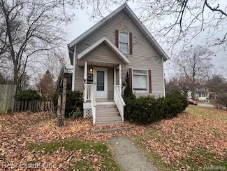1120 W Oregon St, Lapeer, MI 48446