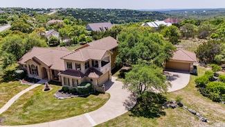 211 Macaw Ln, Spring Branch, TX 78070