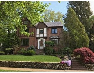 101 Stuart Rd, Newton Center, MA 02459