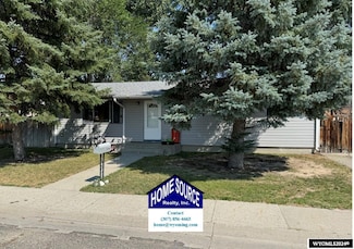 306 Heather Dr, Riverton, WY 82501