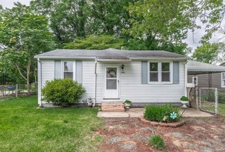 2705 S Englewood Ave, Evansville, IN 47714