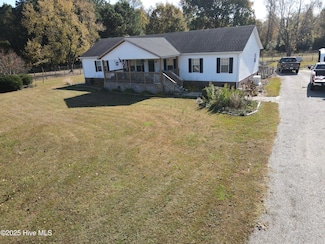 397 Spivey Rd, Hobbsville, NC 27946