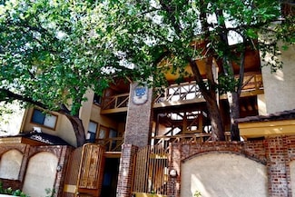 806 W 24th St Unit 221, Austin, TX 78705