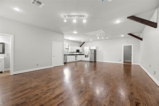 633 E 11th St, Houston, TX 77008