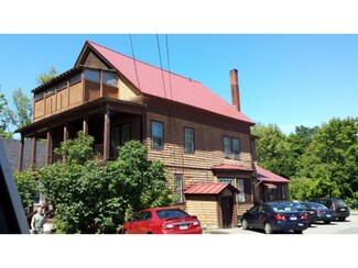 74 Main St, Enfield, NH 03748