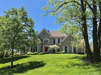 12905 Huntbridge Forest Dr, Saint Louis, MO 63131