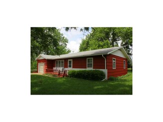 901 E 3rd St, Colony, KS 66015