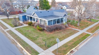 316 2nd Ave SE, Pine Island, MN 55963