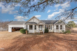 210 Alfalfa Ct, Smithfield, NC 27577
