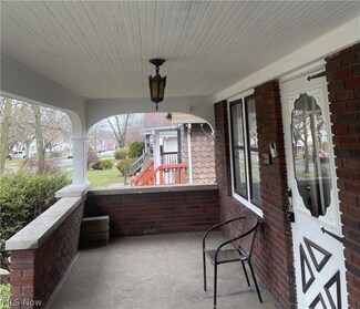 993 Dover Ave, Akron, OH 44320