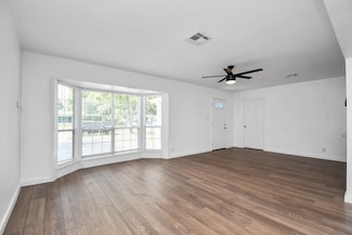 2713 John St, La Marque, TX 77568
