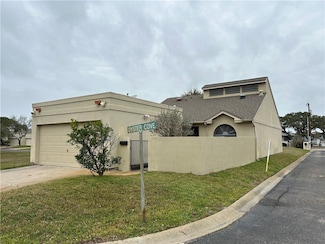 101 Oyster Cove, Rockport, TX 78382