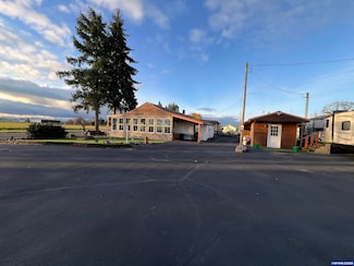 1590 W 2nd St, Halsey, OR 97348