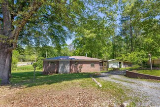 1110 Cemetery Rd, Little Rock, AR 72206