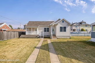 42 Garrahan St, Hanover Township, PA 18706
