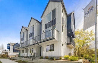 14532 Westminster Way N, Shoreline, WA 98133