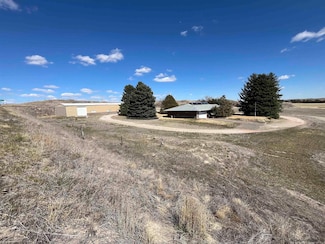 8083 B Us Hwy 85, Lingle, WY 82223