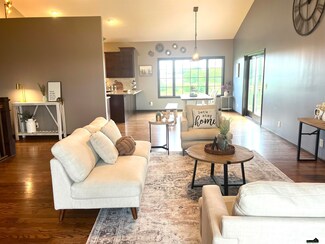 7630 W Gerlach Dr, Lincoln, NE 68532