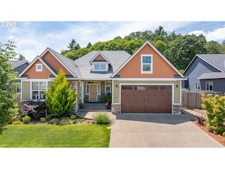 3098 SW 2nd St, McMinnville, OR 97128