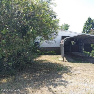 306 Lasalle St, Erath, LA 70533