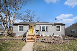 701 Center Dr, Tecumseh, MI 49286