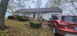 205 New York St, Farmland, IN 47340