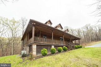 39 Lewin Hill Ln, Bluemont, VA 20135