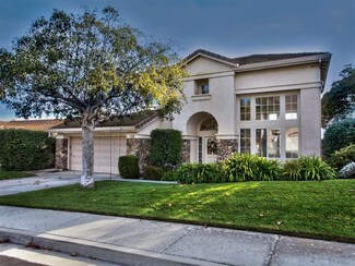 21905 Azure Crest Ct, Salinas, CA 93908