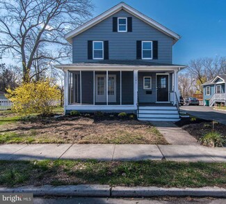 101 Oak Ln, Hightstown, NJ 08520