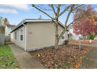 521 NE Mariners Loop Unit 79, Portland, OR 97211
