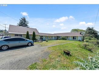 1902 Monroe St, Northbend, OR 97459