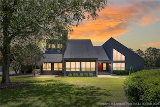 2116 Lake Shannon Dr, Fayetteville, NC 28312