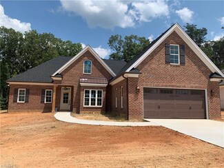 3947 Wynne Brook Ct, High Point, NC 27265