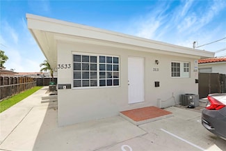 3531 SW 91 Ave, Miami, FL 33165