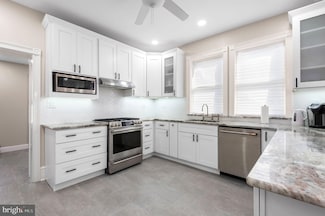 709 Stanbridge St, Norristown, PA 19401
