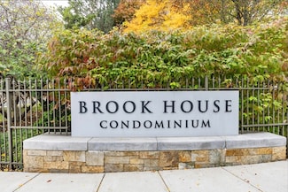77 Pond Ave Unit 203, Brookline, MA 02445