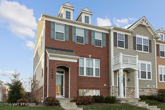 2098 Saipan Dr, Glenview, IL 60026