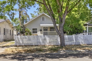 2236 32nd St, Sacramento, CA 95817