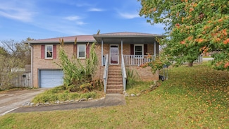 1002 Lowell Dr E, Fayetteville, TN 37334