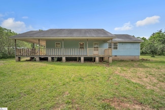 207 Starnes Rd, Laurens, SC 29360