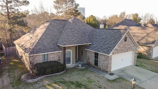 9048 Cottage Ridge Dr, Shreveport, LA 71106