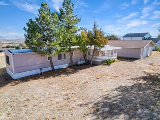 694 Spring Valley Pkwy, Spring Creek, NV 89815