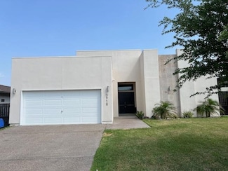 3918 Ivana Ct, Laredo, TX 78045