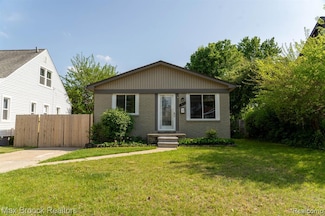 1517 Pearson St, Ferndale, MI 48220