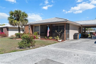 8 Parkwood Villas Ct Unit 8, Lehigh Acres, FL 33936