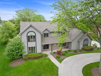 1558 Golf View Dr W, Sheboygan, WI 53083