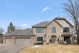 11608 Tanglewood Dr, Eden Prairie, MN 55347
