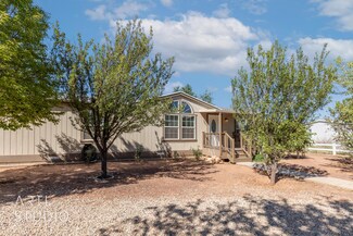 1441 N Apple Blossom Ln, Apple Valley, UT 84737