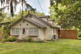 1530 Evergreen Ave, Des Moines, IA 50320