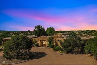 14 Storm View Ln, Santa Fe, NM 87506